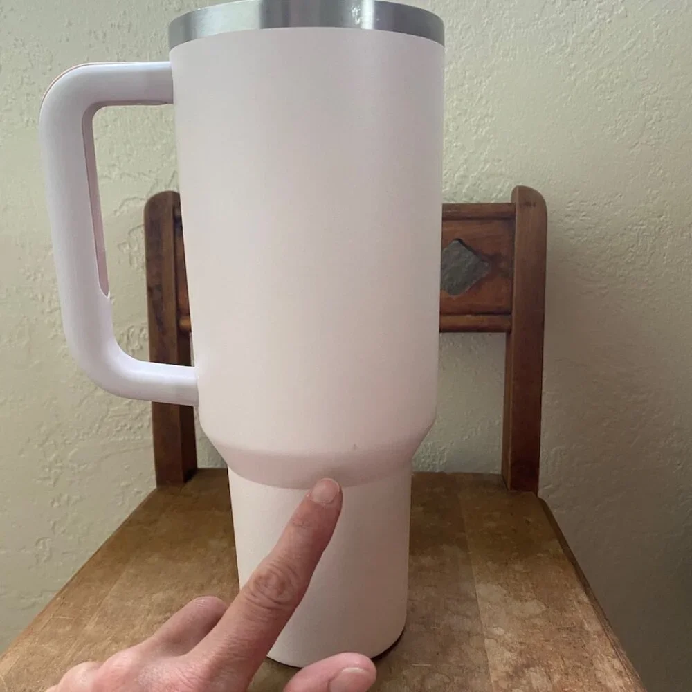The Quencher H2.0 Flowstate™ Tumbler | 40 OZ in Rose Quartz -- NO STRAW - Picture 8 of 16